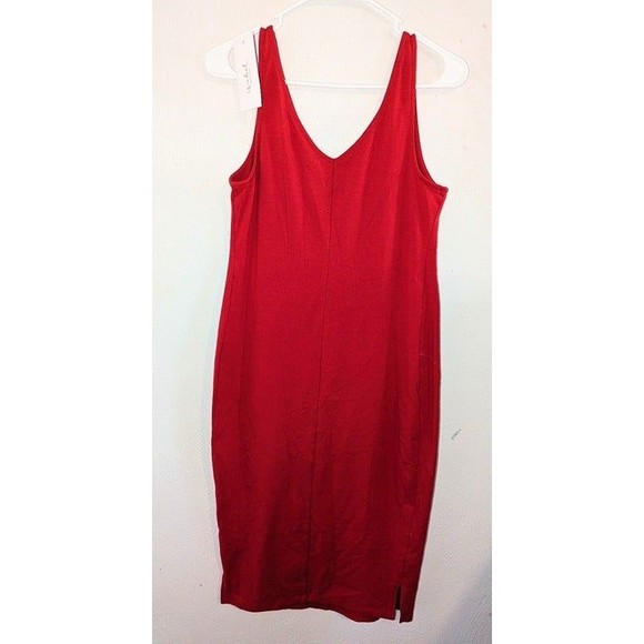 Isabel Maternity Bodycon V-Neck Maternity Dress Red - Picture 4 of 8